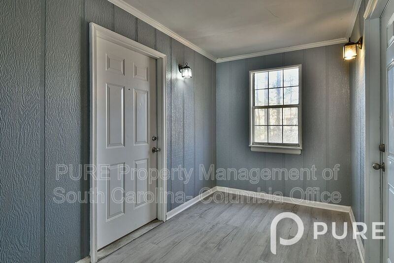 1011 Beatty Rd - Photo 6 of 30