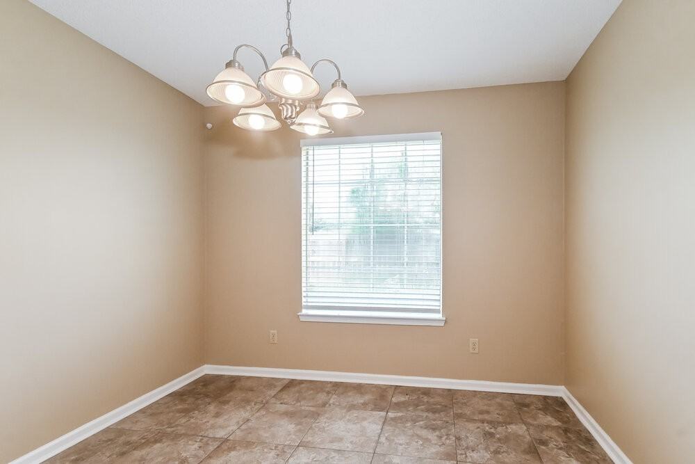 5905 Kayla Dr - Photo 6 of 17