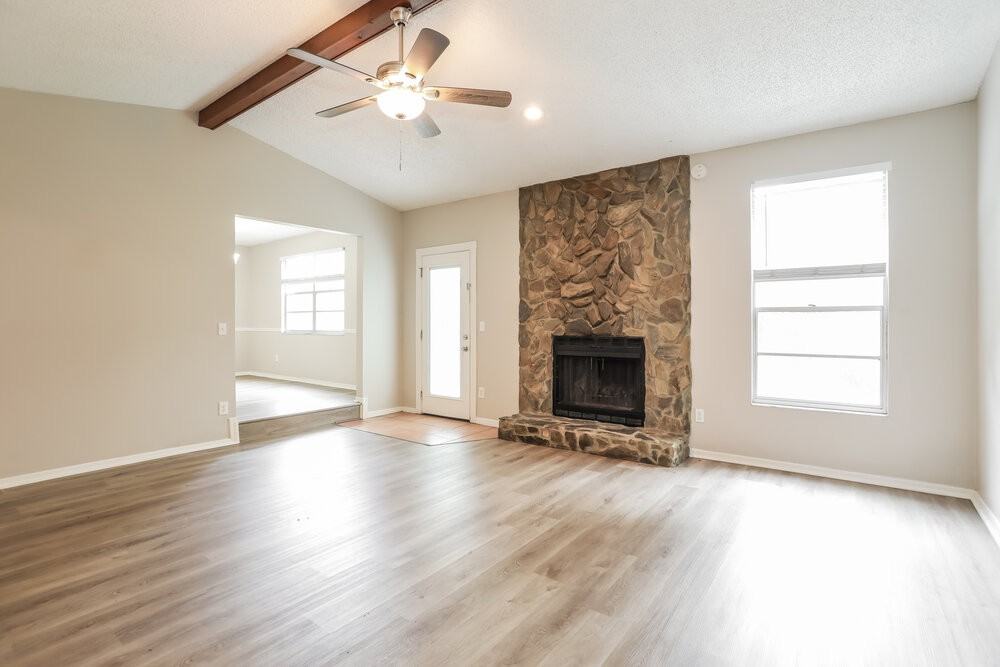 3342 Laurel Grv N - Photo 6 of 16