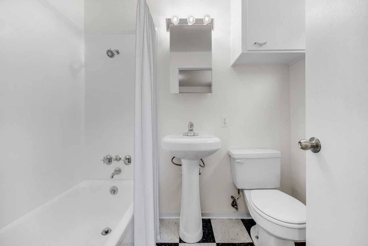 University Heights I (114) - Photo 7 of 13