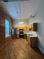 featured image of 601 Bridge St
