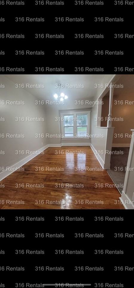 825 N Walnut St - Photo 4 of 10