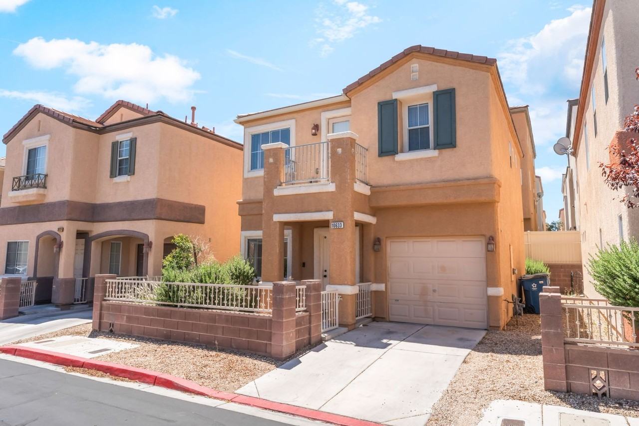 10633 Camel Rock Ct - Photo 2 of 22