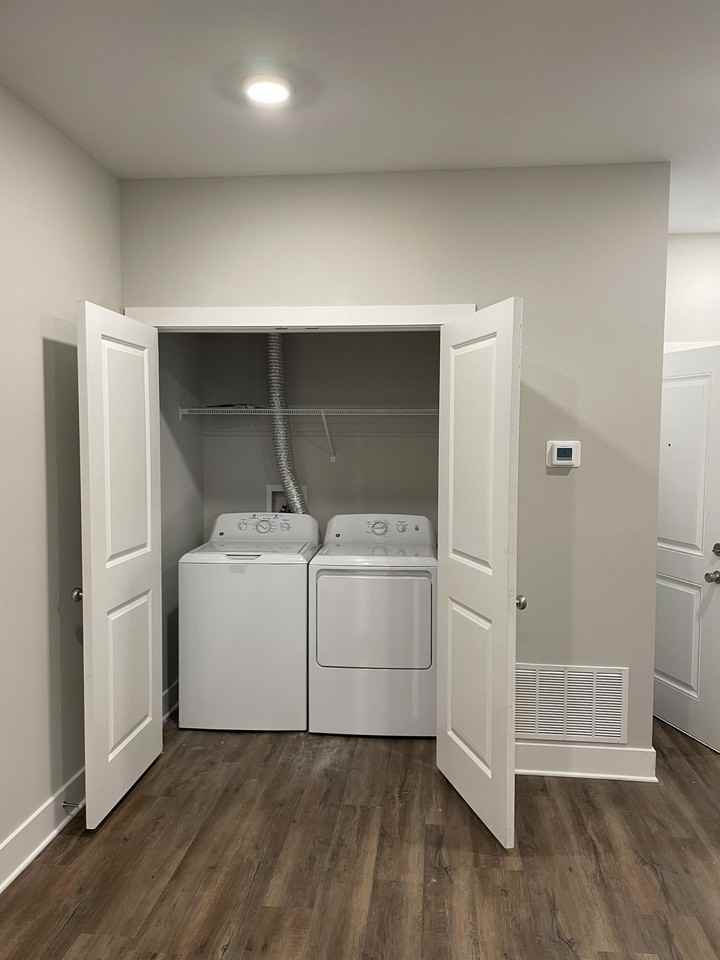 456 English Commons Drive Building A - Photo 6 of 50