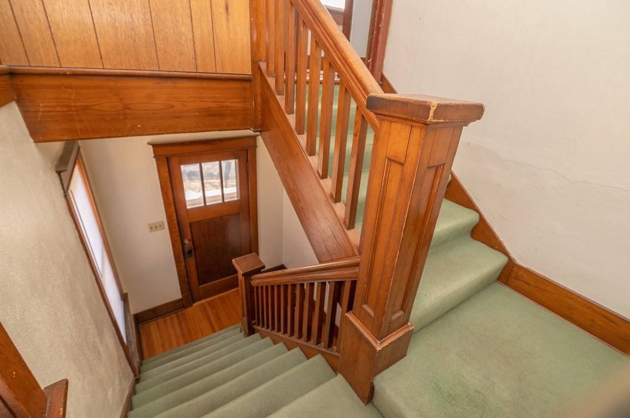 306 Brooks Street - Photo 2 of 12