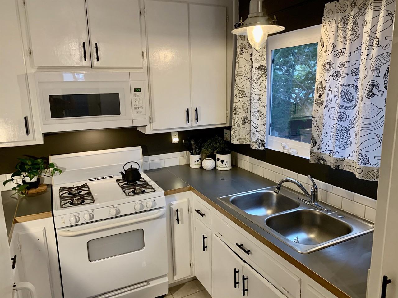 Bancroft - Photo 7 of 27