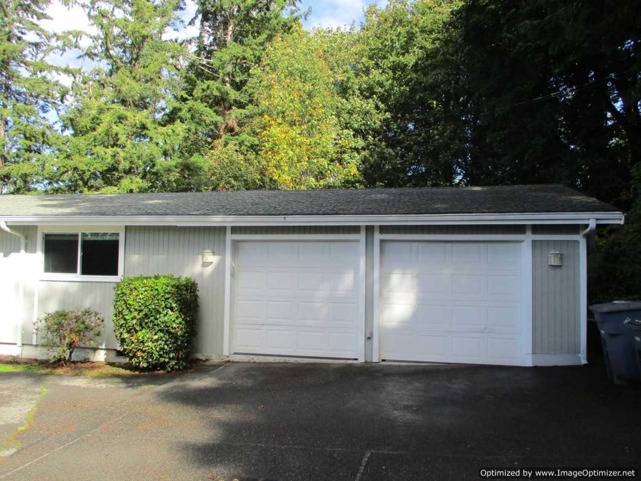 10706 82nd Avenue Ct Nw - Photo 3 of 31