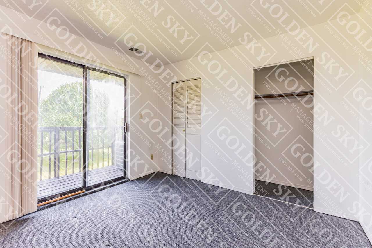 915 North Muessing Street - Photo 7 of 12