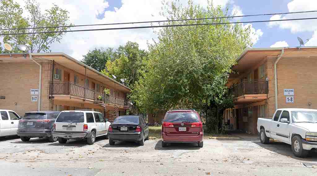 1906 Thonig - Photo 2 of 47