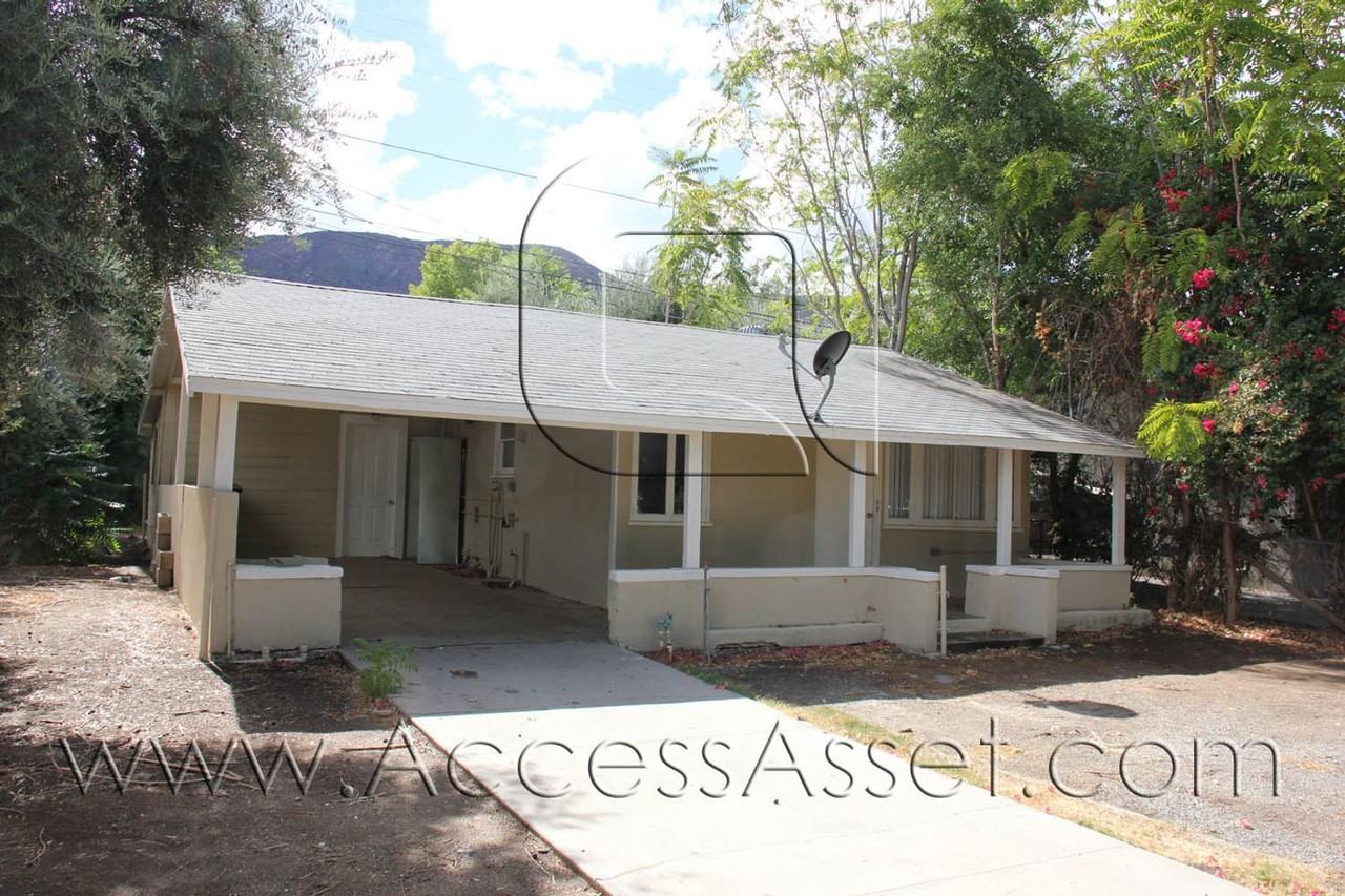 17653 Raley Ave - Photo 2 of 10