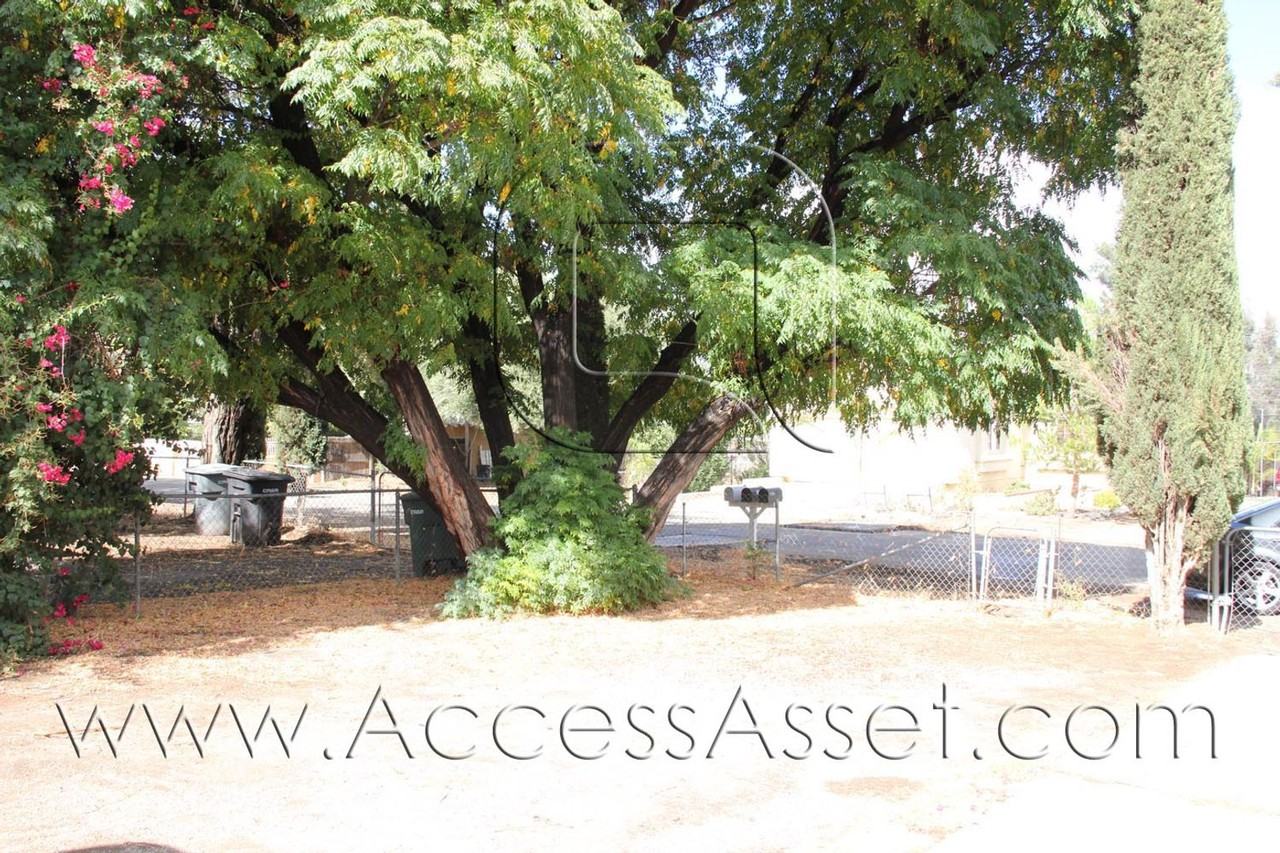 17653 Raley Ave - Photo 3 of 10