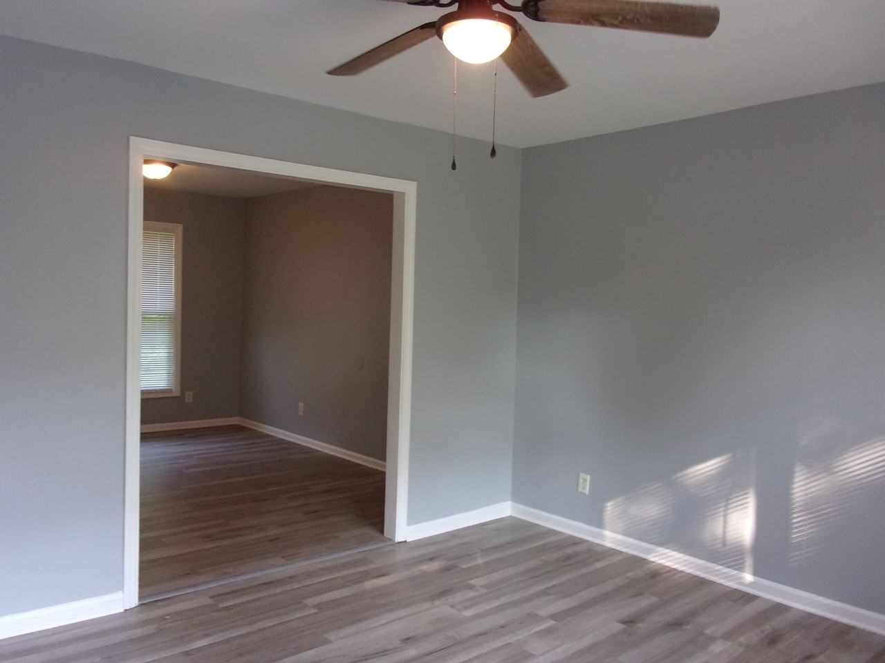 1964 Doby Dr - Photo 3 of 16