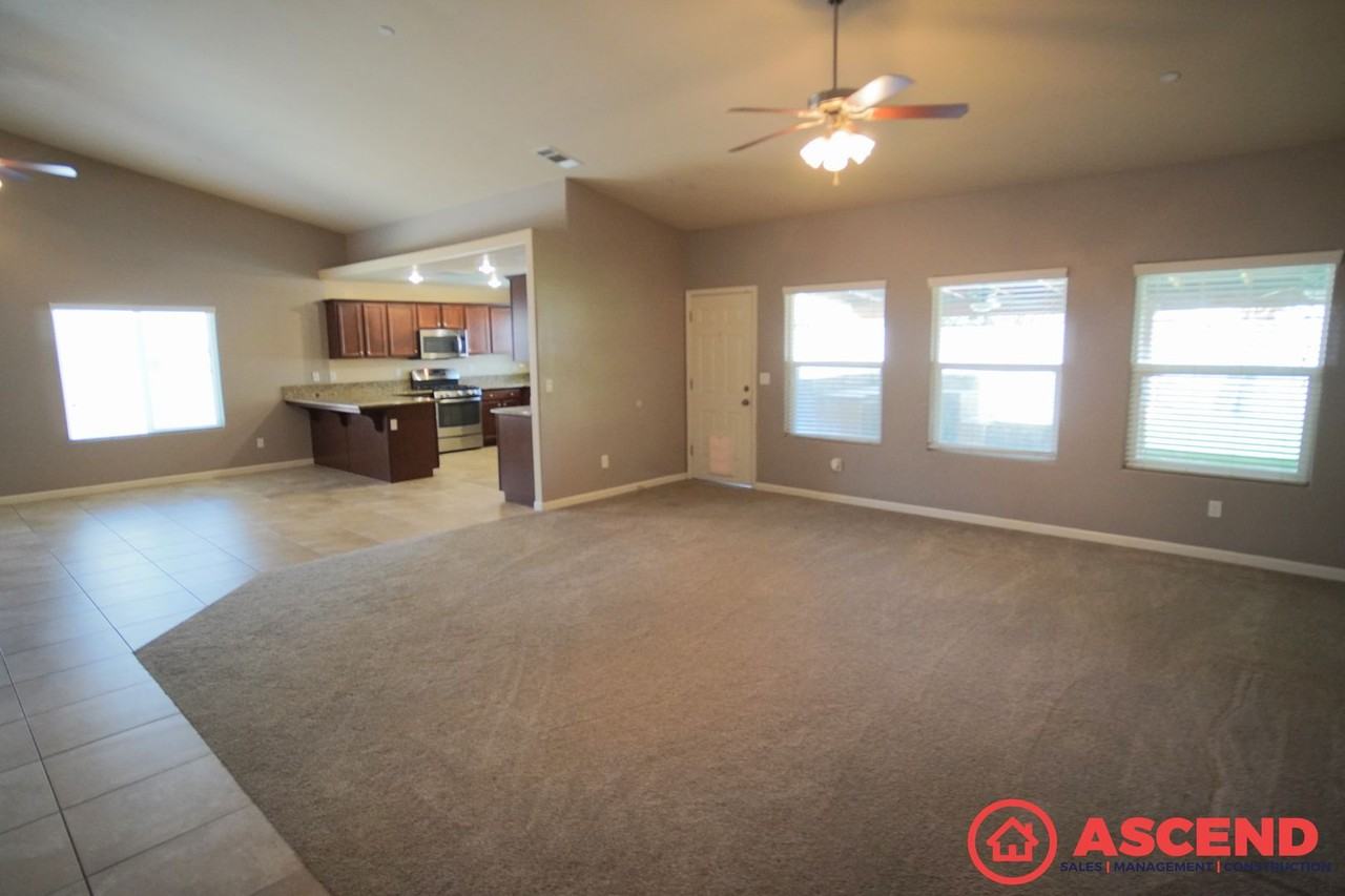 9706 Jersey Shore Dr - Photo 3 of 21