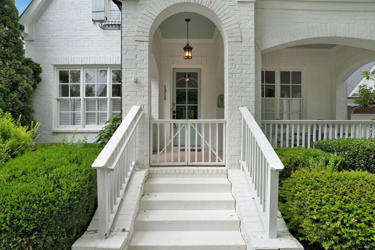1315 Jewell Ave - Photo 4 of 50