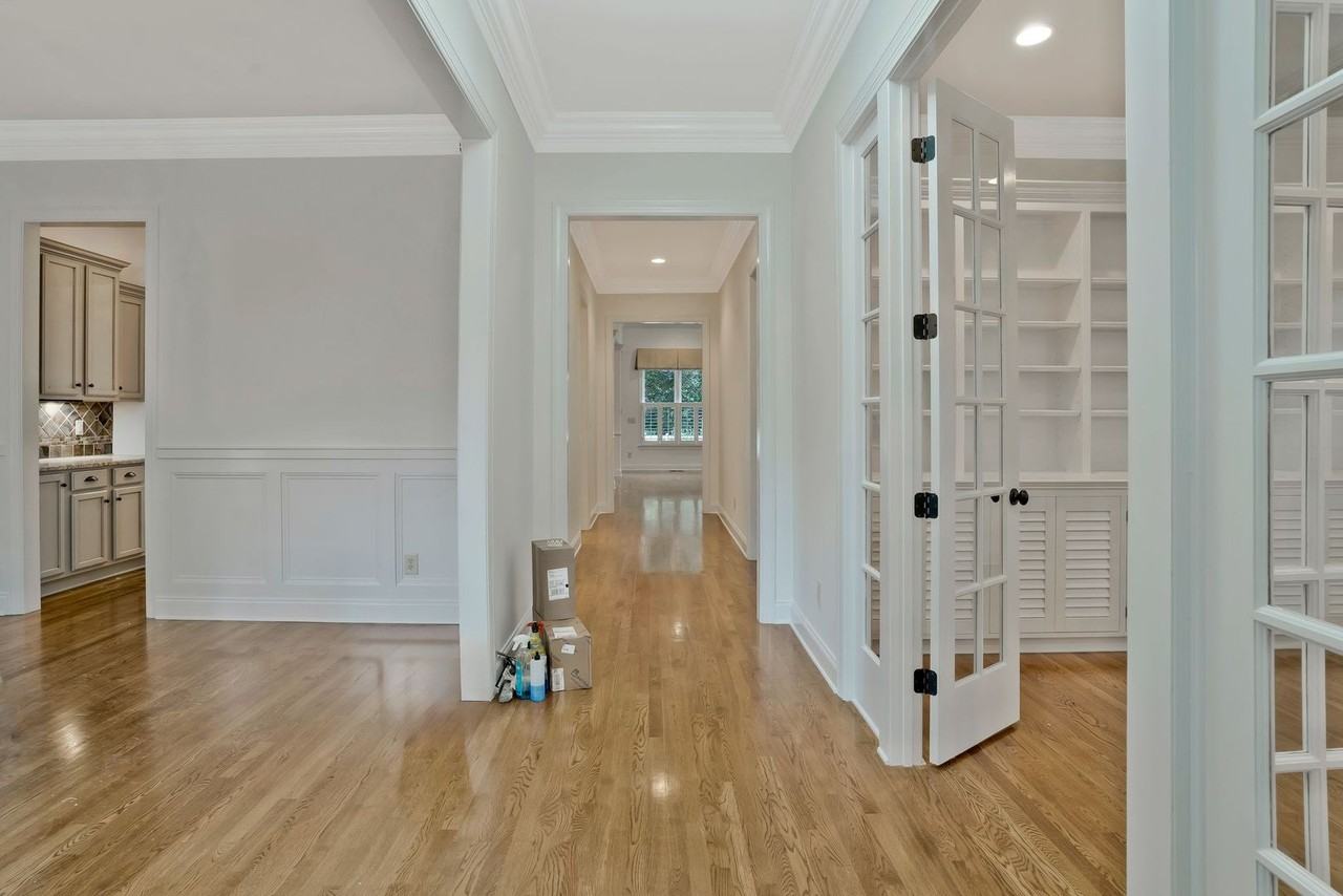 1315 Jewell Ave - Photo 7 of 50