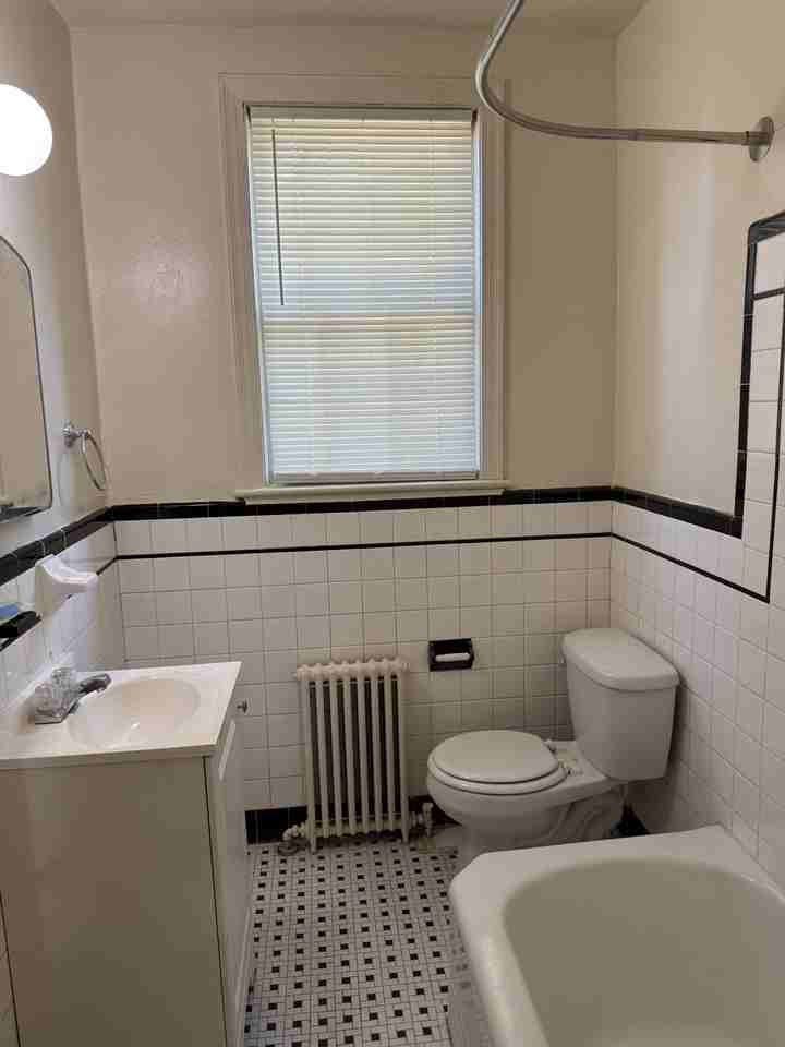 701 K Street NE Cooperative - Photo 3 of 5