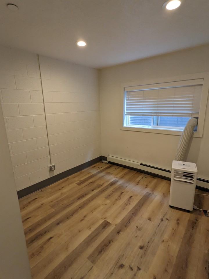 The Ivy Place - Photo 4 of 7