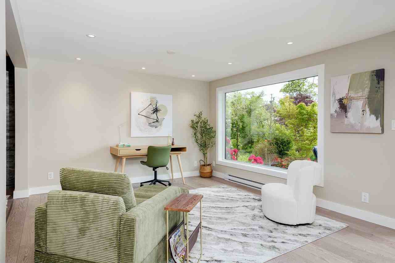 964 Eagle Rock Terrace - Photo 2 of 24