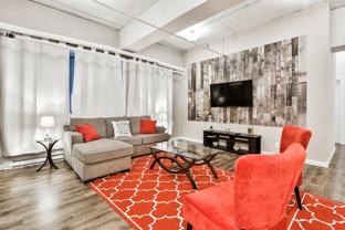 2070 Rue Clark #202 - Photo 1 of 1