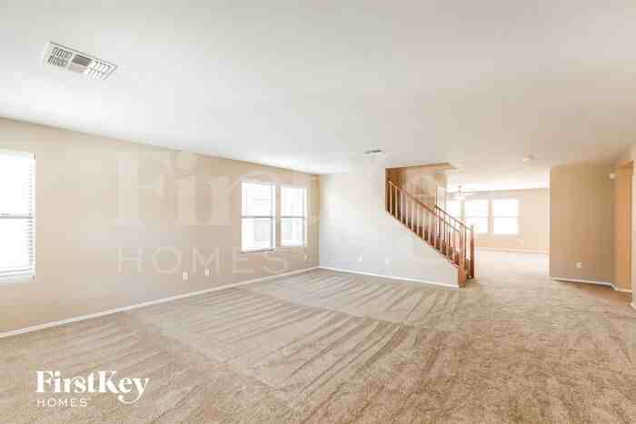 6418 W Ruth Ave - Photo 3 of 15