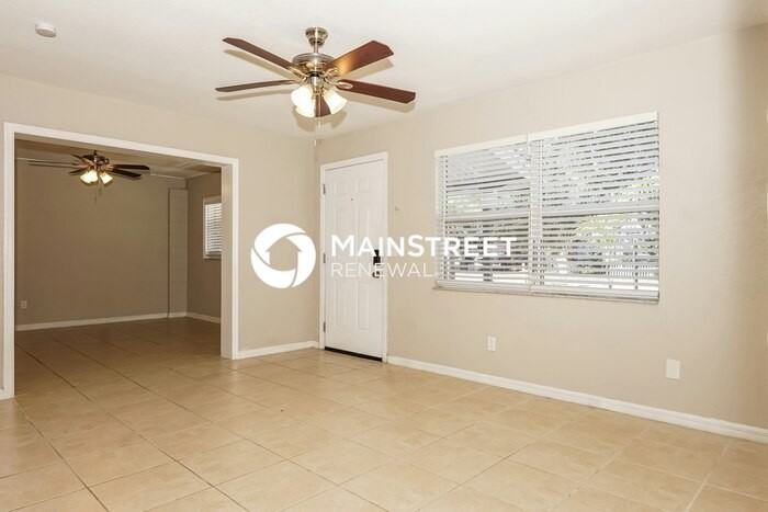 129 Nancy St - Photo 2 of 17