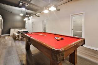 2070 Rue Clark #405 - Photo 1 of 1