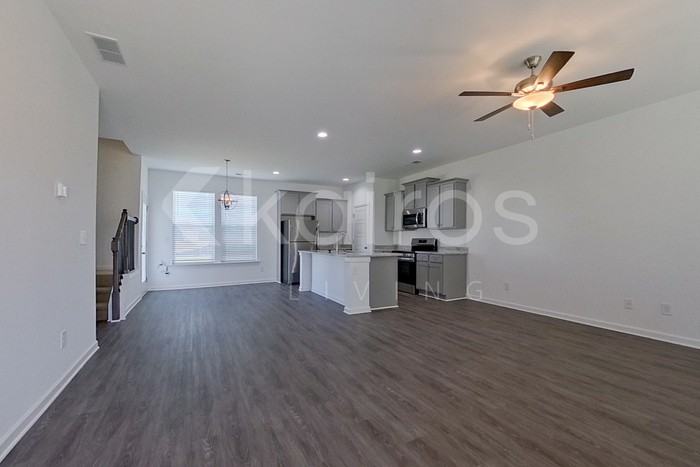 114 Old Stone Xing - Photo 2 of 22