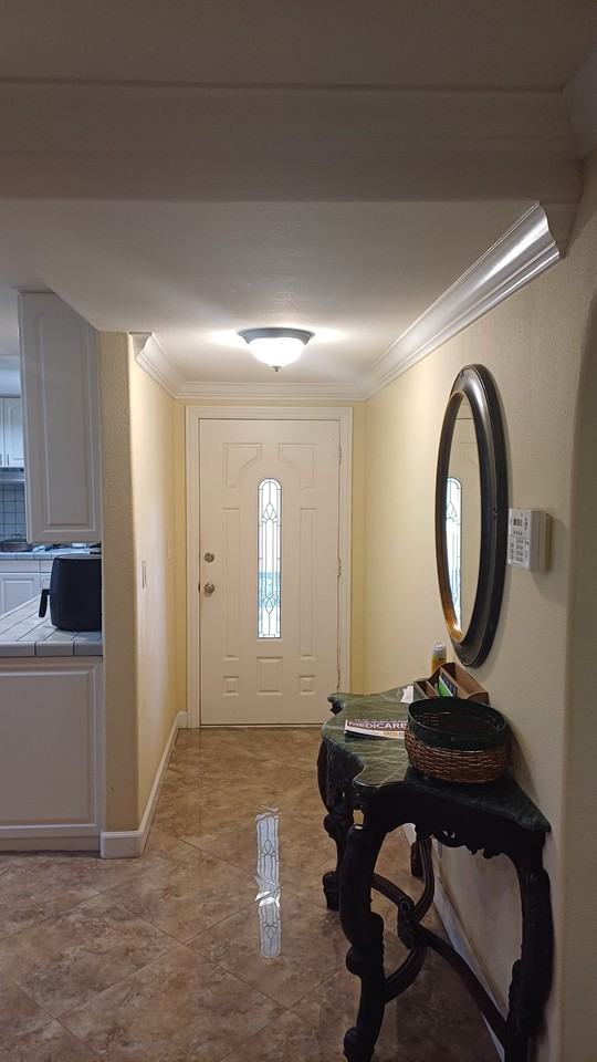 5851 Richmond Avenue - Photo 4 of 9