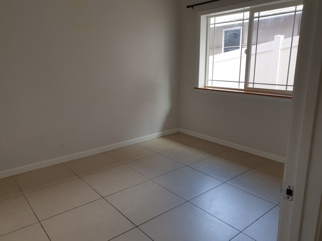 1922 10th Ave #NA - Photo 3 of 9