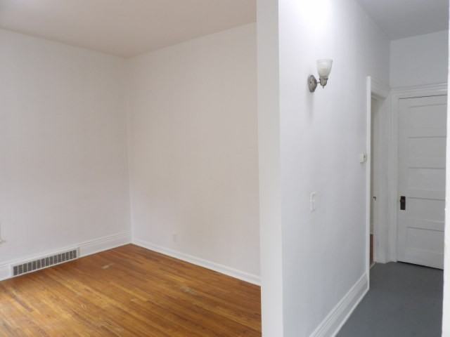 739 Elmwood Ave #2R - Photo 5 of 15