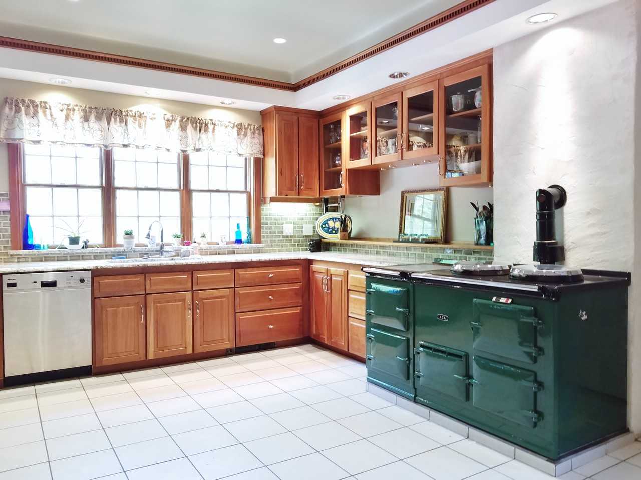 900 State St #NA - Photo 6 of 21