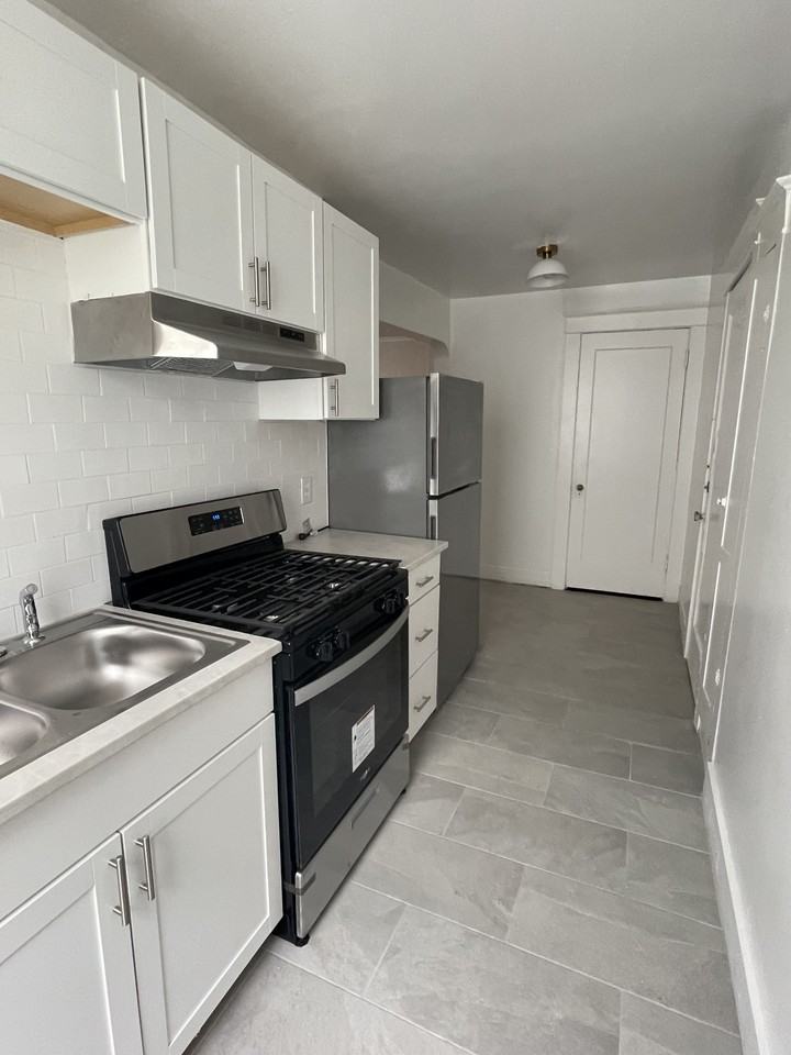 3300 Prytania - Photo 5 of 25