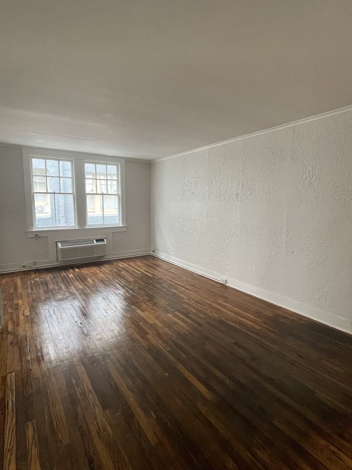 3300 Prytania - Photo 6 of 25