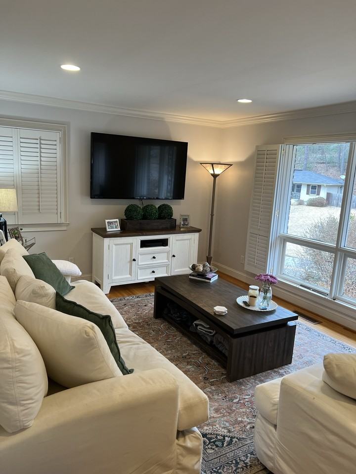 4657 Clairmont Ave S #NA - Photo 3 of 24