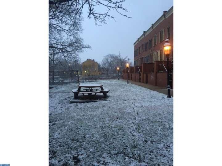 190 Mercer St - Photo 2 of 2