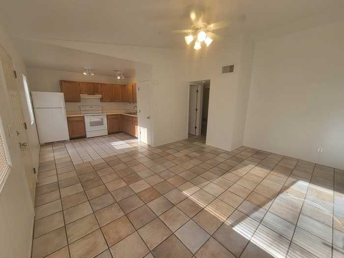 4310 E Glenn St - Photo 2 of 13