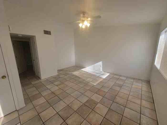 4310 E Glenn St - Photo 3 of 13