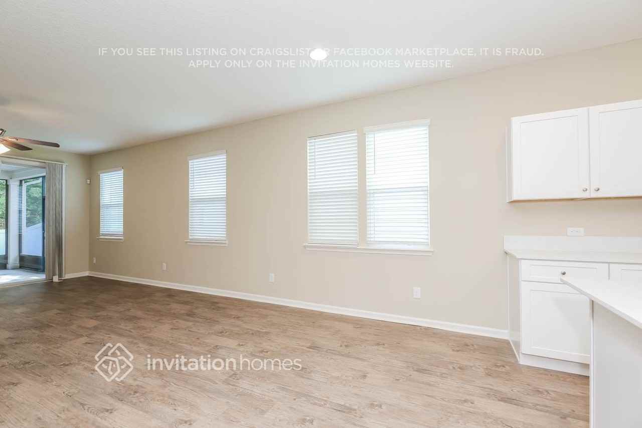 11004 Chitwood Dr - Photo 5 of 17