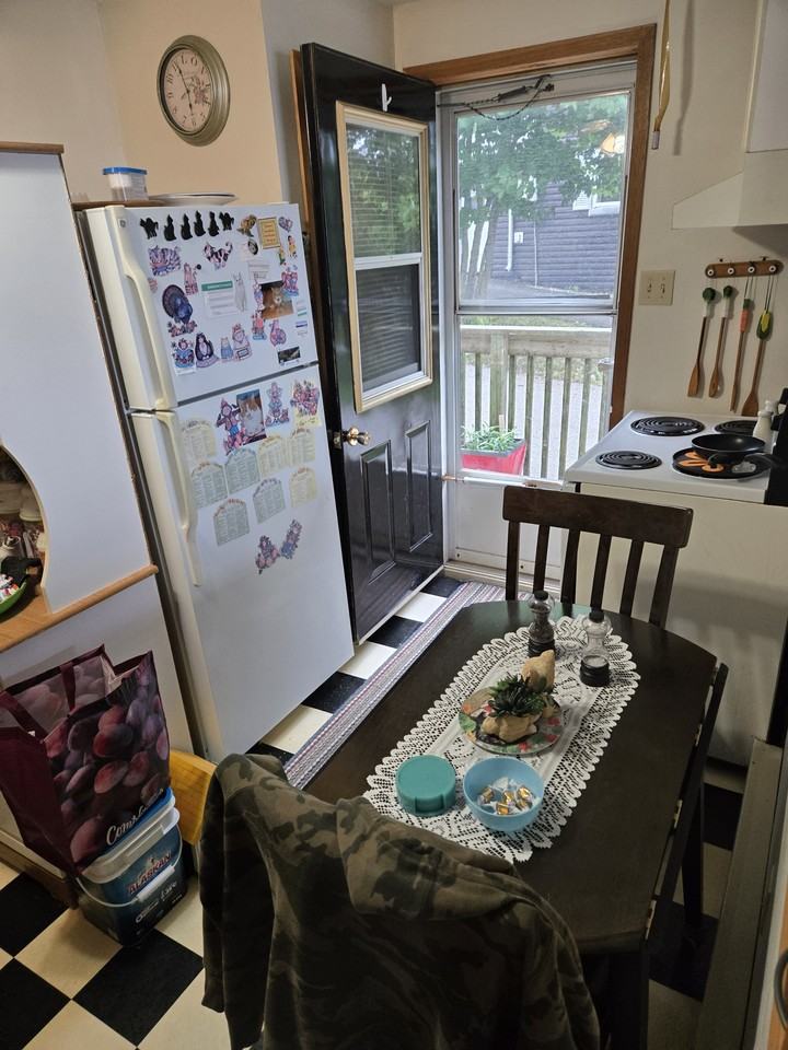 358 Milford Rd #2 - Photo 4 of 8