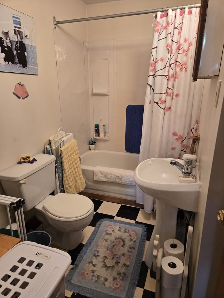 358 Milford Rd #2 - Photo 6 of 8