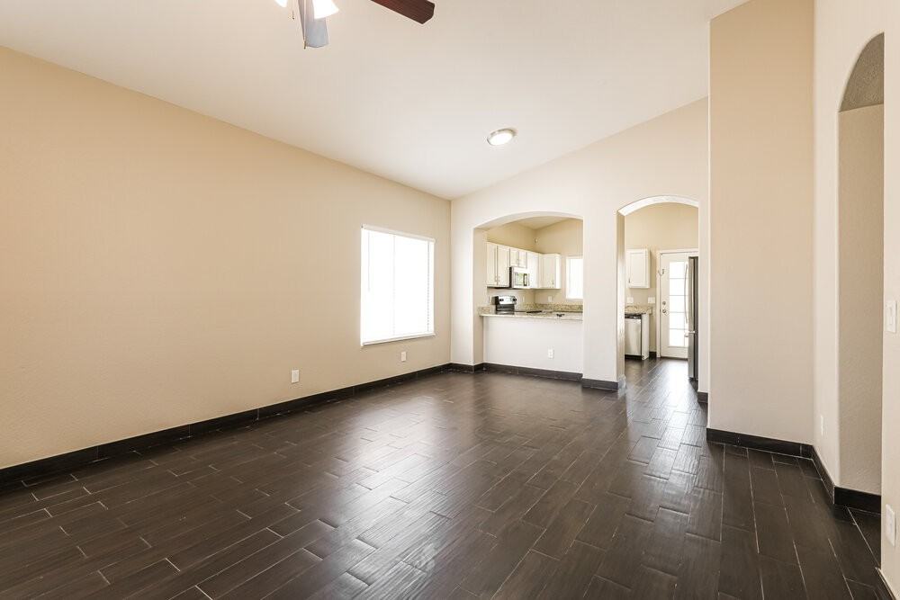 9204 E Muleshoe St - Photo 3 of 16