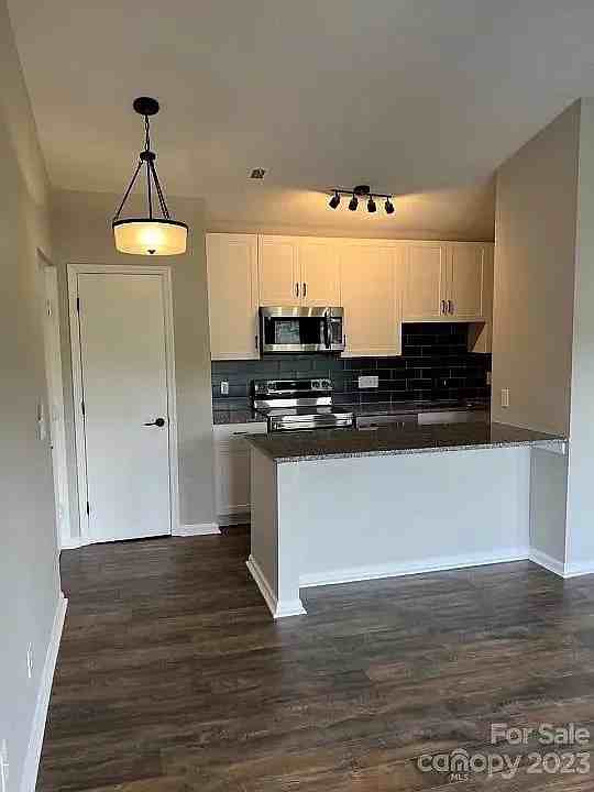 6116 Meadow Rose Ln - Photo 5 of 19