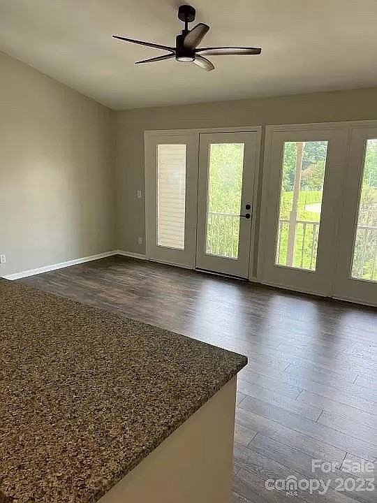6116 Meadow Rose Ln - Photo 7 of 19