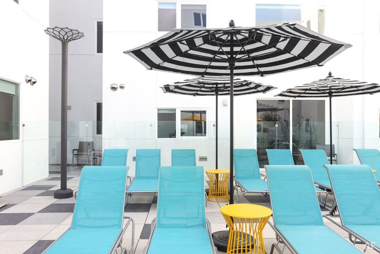 9131 Darby Avenue - Photo 5 of 6