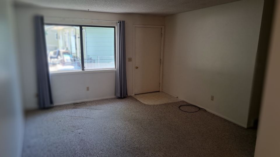 3302 Winchell Ln - Photo 5 of 10