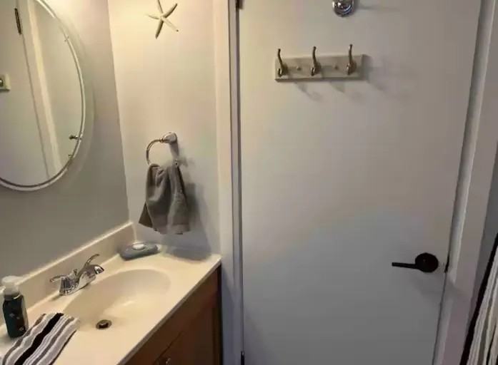103 Bellevue Ave - Photo 3 of 14