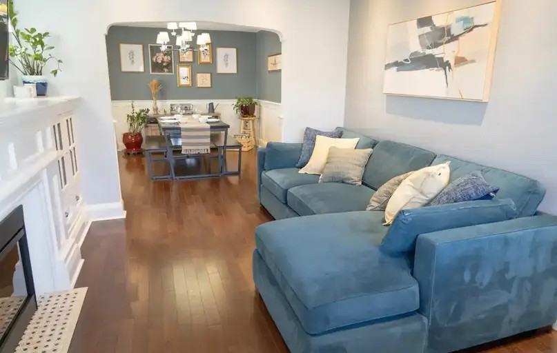 321 Mortimer Ave - Photo 3 of 21