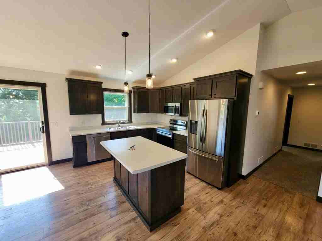 535 Prairie Rd - Photo 2 of 19