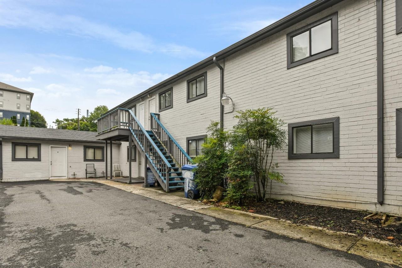 379 Elm St NW - Photo 7 of 8