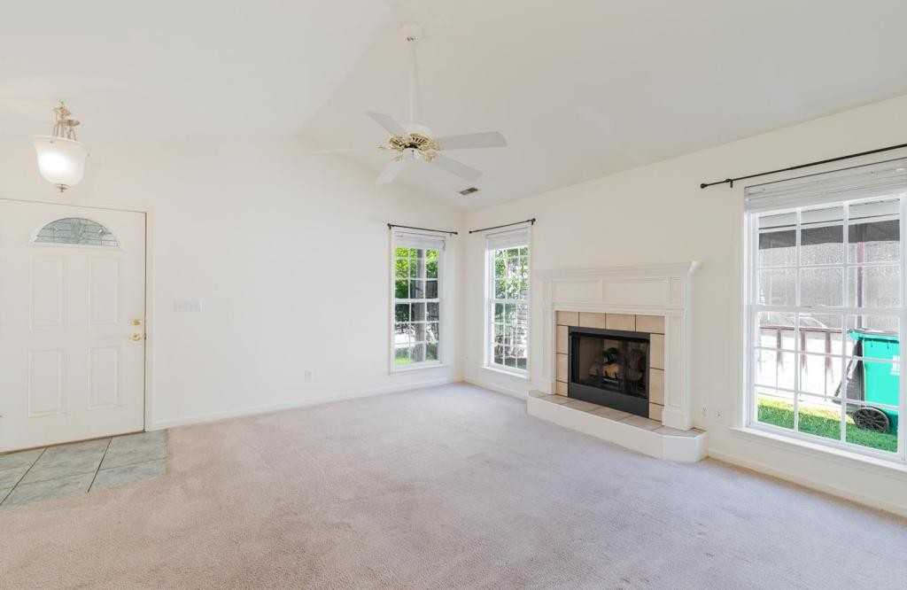 9608 Waycross Cir - Photo 3 of 10